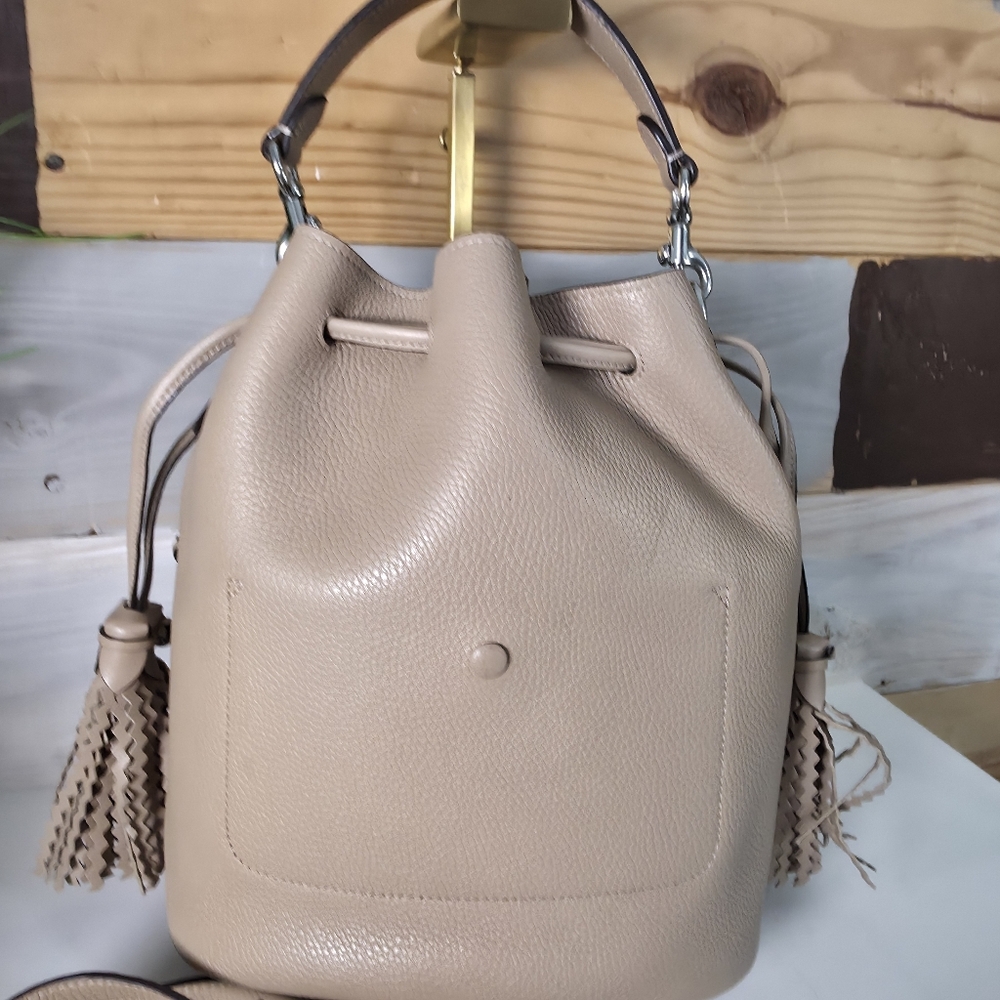 Coach Lora Bucket Bag with Whipstitch Detail in a light taupe - Picture 6 of 16